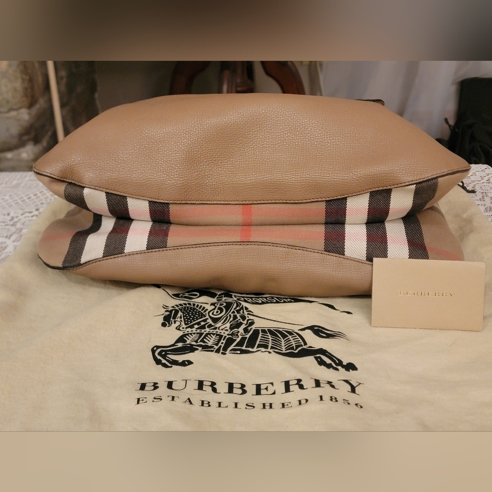 Medium Cornwall Derby House Check Hobo Shoulder Bag - Picture 7 of 8